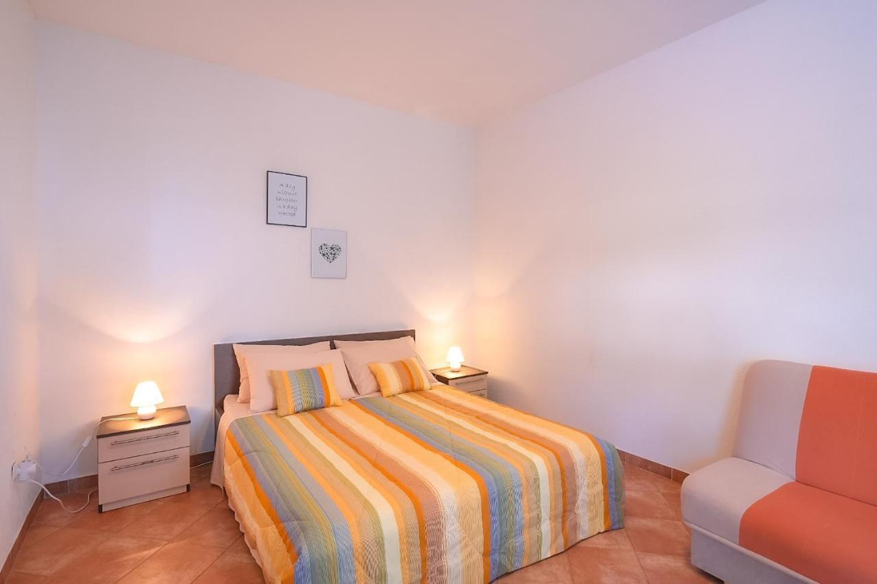 Apartmani Nina روفينج المظهر الخارجي الصورة