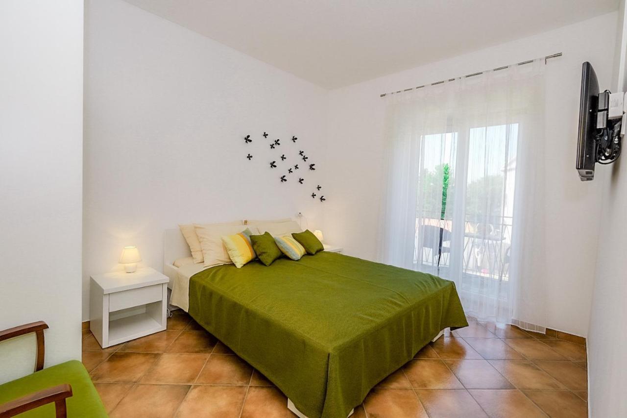 Apartmani Nina روفينج المظهر الخارجي الصورة