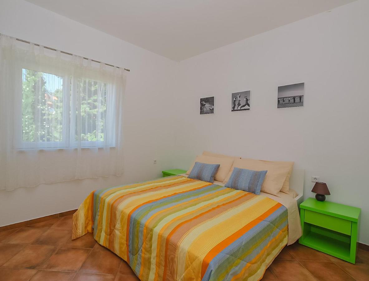 Apartmani Nina روفينج المظهر الخارجي الصورة
